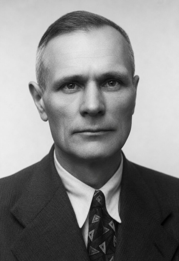 13 maja 1900